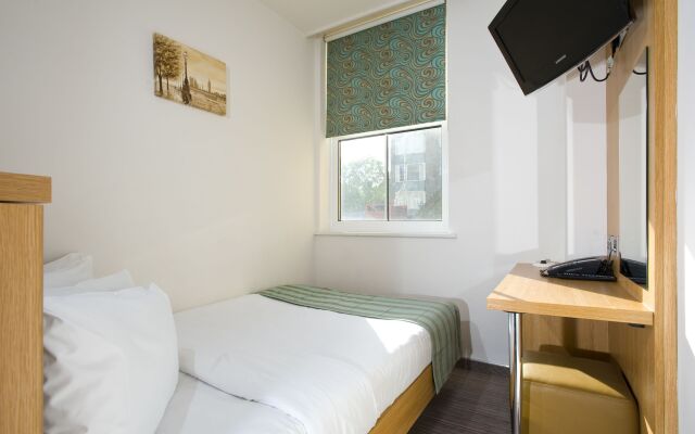 Eden Plaza Kensington Hotel
