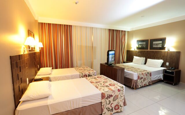 Golden Tower Maurílio Biagi