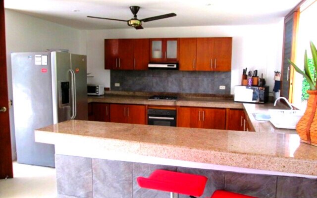 Casa Quinta con Piscina Privada Girardot