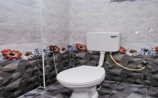 Oyo Flagship 30074 Electronic City