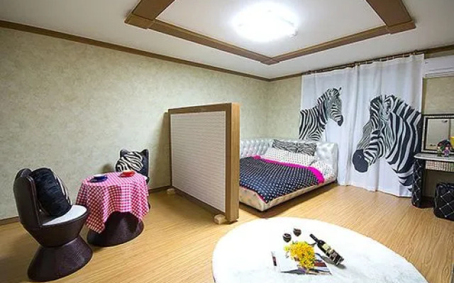 Suncheon Suncheon Bay Deulmaru Pension (Group Room)