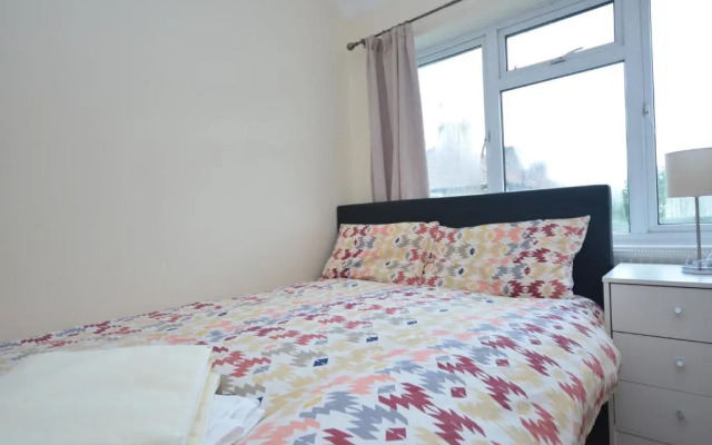 London Deluxe Four Bedroom House