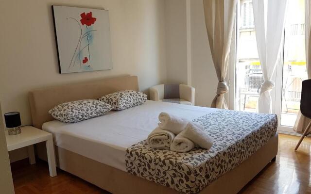 Errathens Wheat Apartment - Athens Center, 3 Bd, 1 Bath