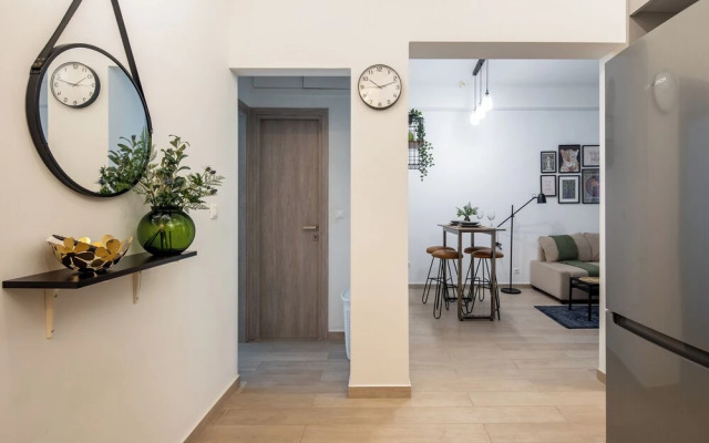 Zappa 2-BR Apt With Terrace in Athens