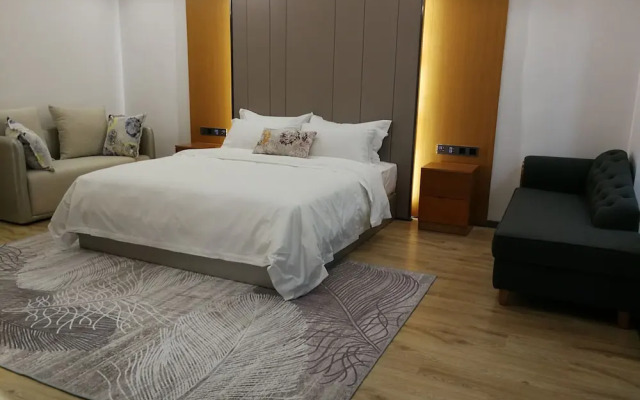 Lushan Xinyuan Hotel