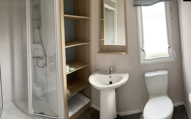 Charming 3-bed Holiday Home at Primrose Valley