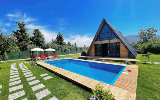 Karya Bungalov Villa