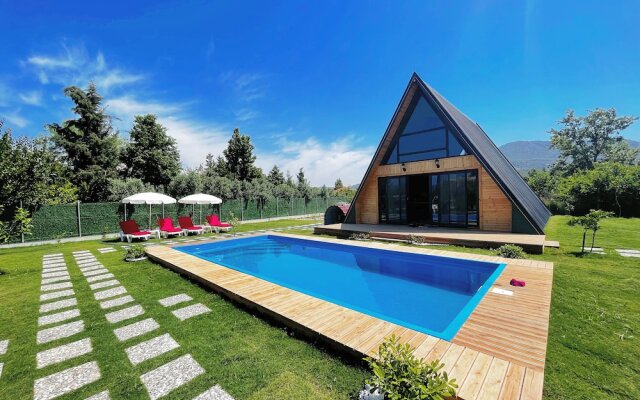 Karya Bungalov Villa