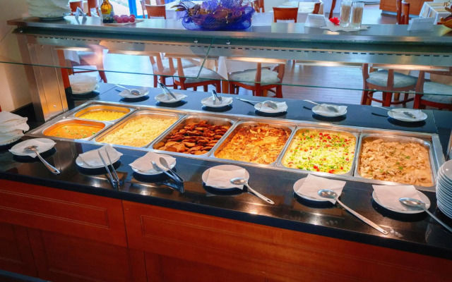 Perla Beach Hotel III
