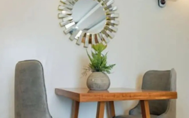 Tranquil Point Residence