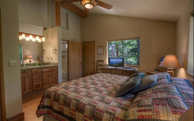 Merry Beary by Lake Tahoe Accommodations