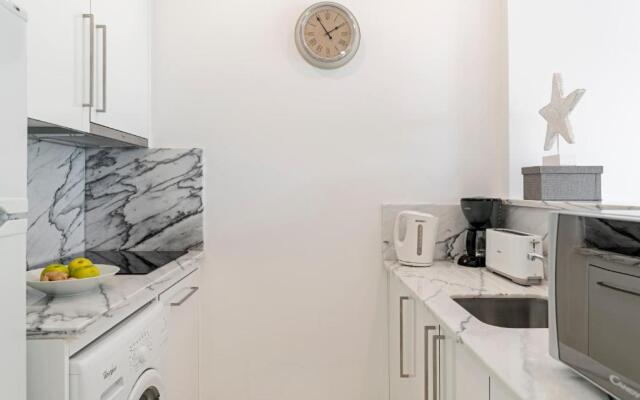 Lido II by An Island Apart