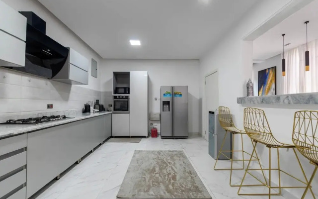 Blue Bell Suites and Apartments