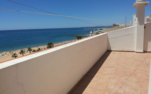 1 Bedroom Holidays Apartment in Quarteira, Algarve