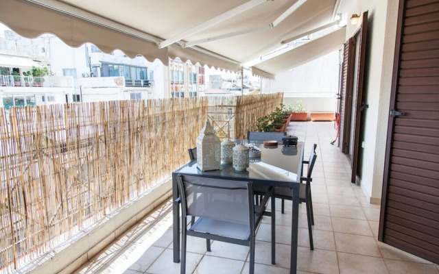 Gorgeous apartment in Piraeus