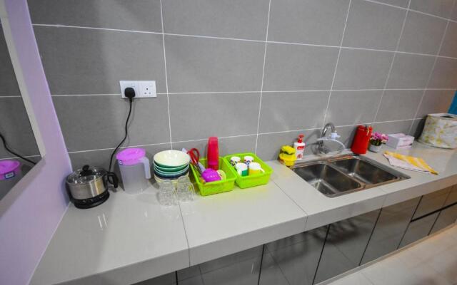 275 Sitiawan Homestay