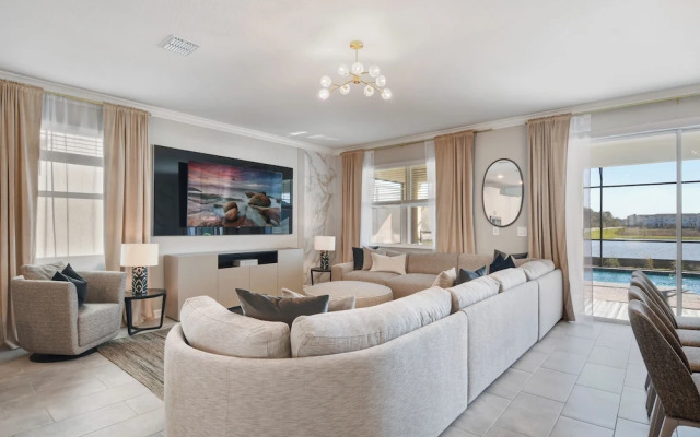 Storey Lake 10br Lakeview Home Pool/spa Game Room