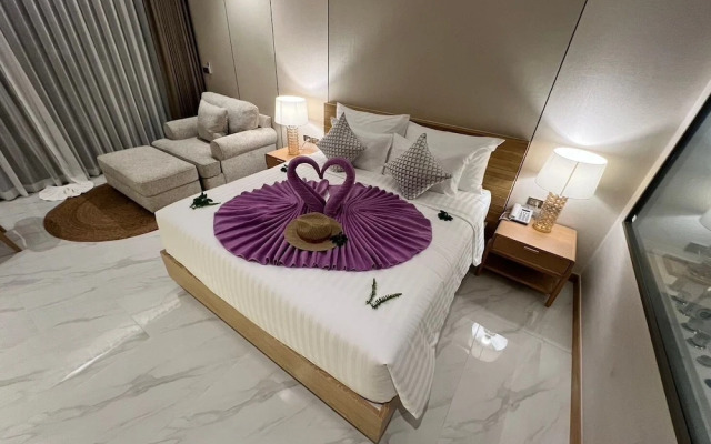 Luxtalay Khanom Hotel