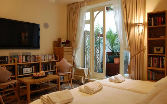 Georgiana's Guest House