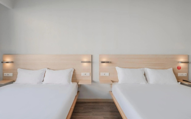 Moov Hotel Porto Centro