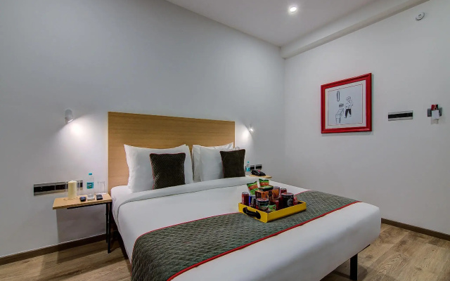 OYO Townhouse 040 Global Village Tech Park