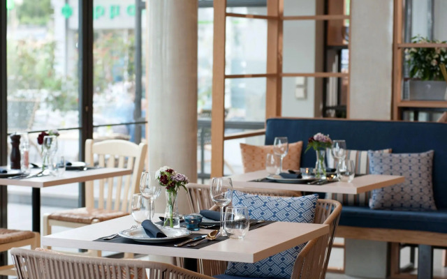 Seasabelle Hotel near Athens Airport