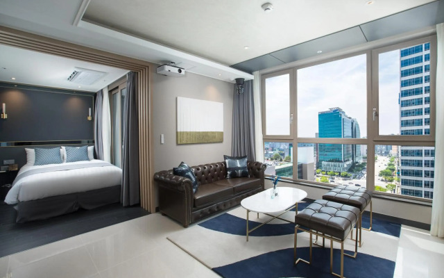 UTOP Boutique Hotel & Residence