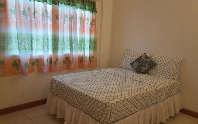 Date Palms Apartments