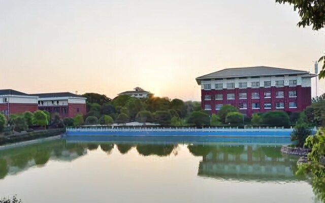 Xiaoxihu Garden Hotel
