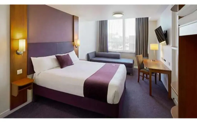 Premier Inn Inverness Millburn Rd