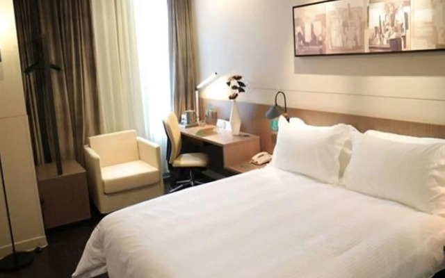 Jinjiang Inn Pinshang Xining Wusi West Road New Hualian Squire Branch