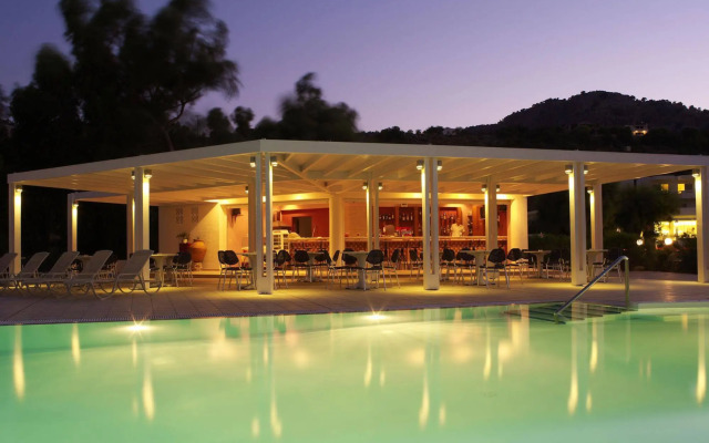 Lindos White Hotel & Suites