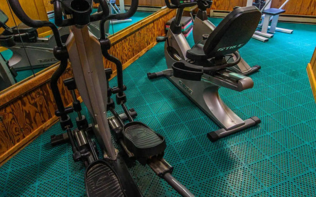 Smoketree Lodge by VRI Resort