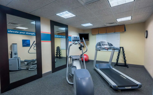 Hampton Inn London-North