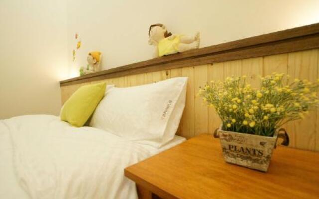 Kola Garden House
