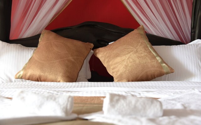 The Old Kings Lodge and Resort