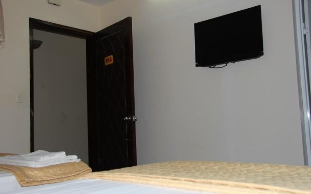 Hung Manh Hotel