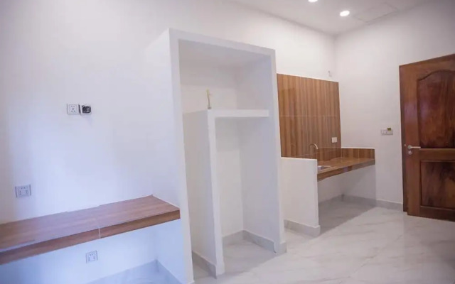 Pengthol Residence