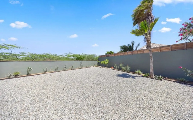 Renovated Privatepool Outdoordining Location