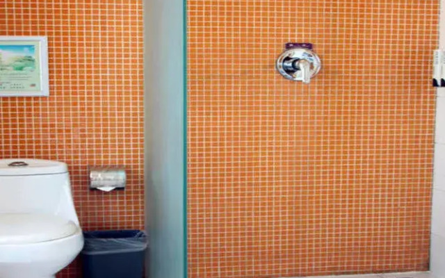 Renjia Business Hotel - Qingdao