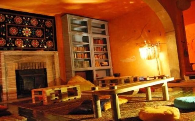 Almáa Sintra Hostel