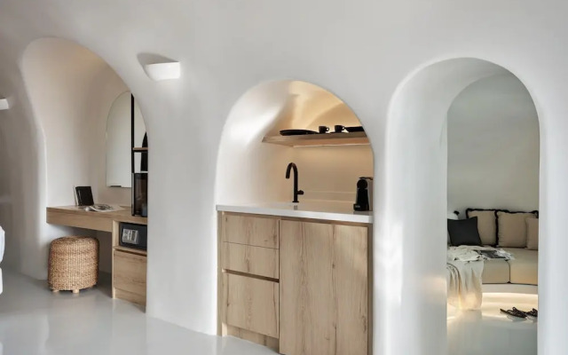 Olvos Luxury Suites