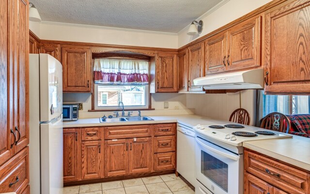 Downtown Paintsville Vacation Rental!