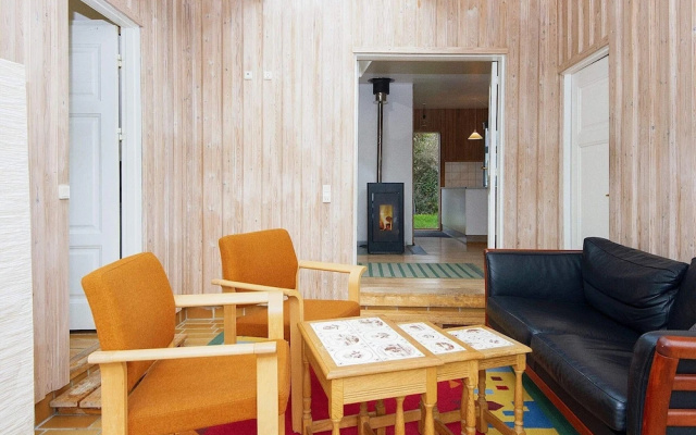 4 Person Holiday Home