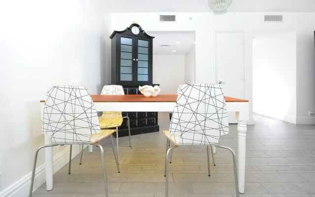 Miami World Rental - Mondrian 1126