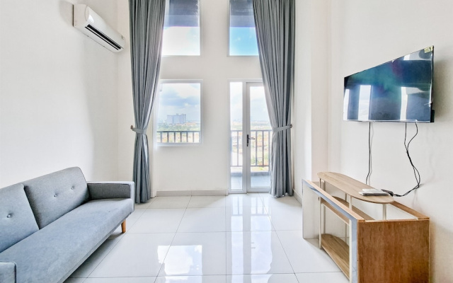 Cozy White Loft Studio At Kingland Avenue Apartment