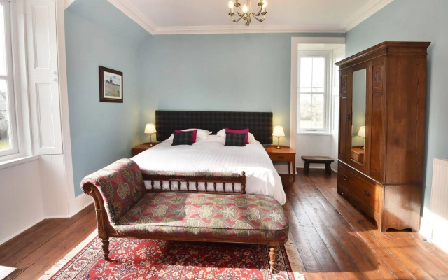 Cardhu Country House