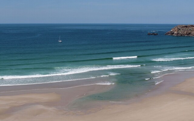 Luxurious Holiday Home in Plouhinec Near Sea