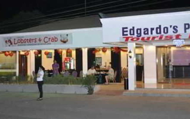 Edgardo's Place And Restaurant