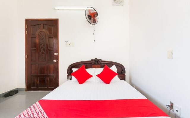 OYO 692 Trang Pham Hostel